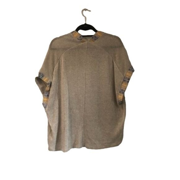 Zara Womens Beige Aztec Embroidered Trim Border Knit Top Size Medium - Picture 3 of 3